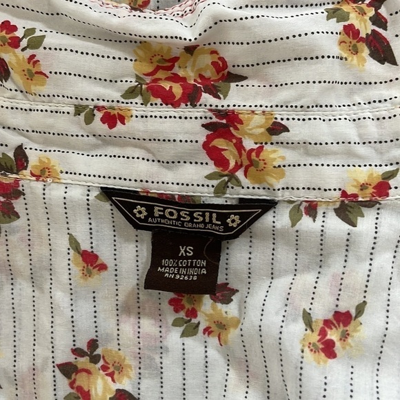 Fossil women’s floral button down blouse size XSMALL - Picture 9 of 9